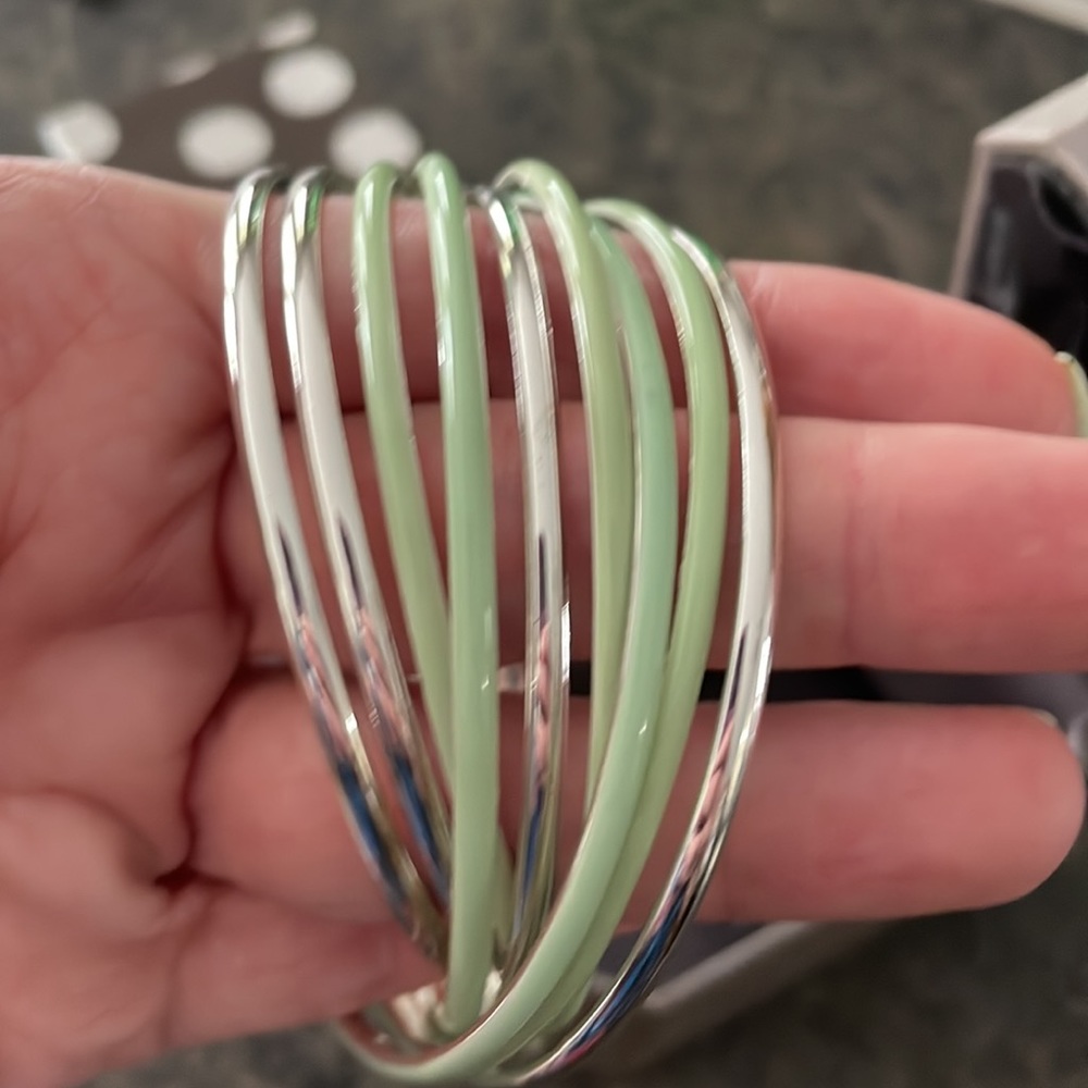 Bangle Bracelet - Picture 2 of 3